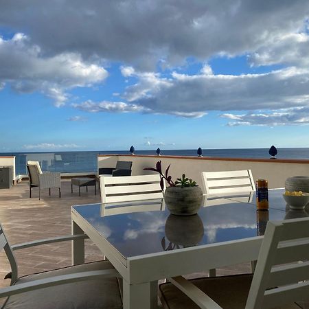Beach Penthouse Marisol 2Floors, Central Letojanni Kültér fotó