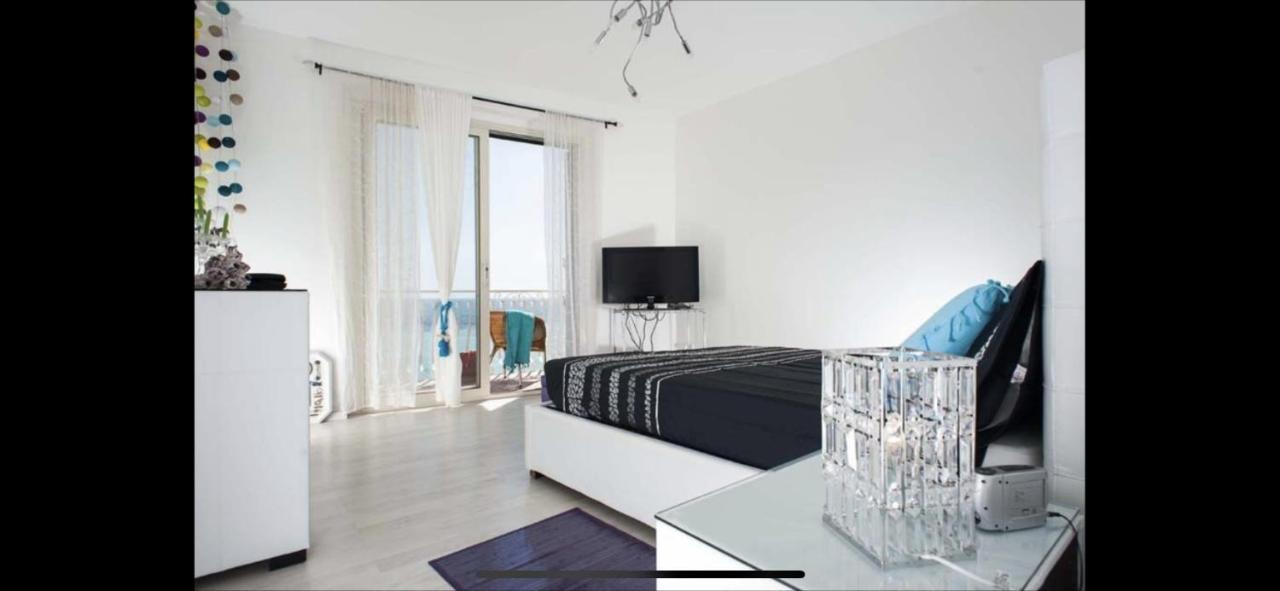 Beach Penthouse Marisol 2Floors, Central Letojanni Kültér fotó